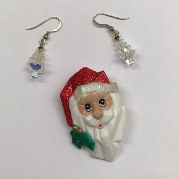 Jewelry - Christmas Brooch and Earrings Bundle